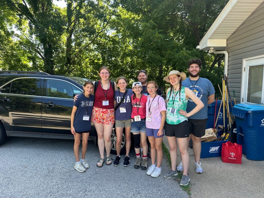 Students assisting Emmaus Homes Project